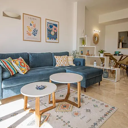 Rock Bay B38 Manilva