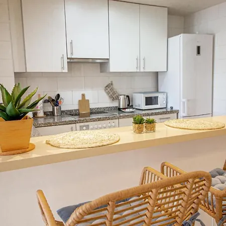 Rock Bay B38 Apartment *