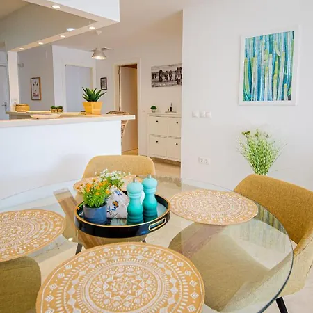 Rock Bay B38 Apartment *