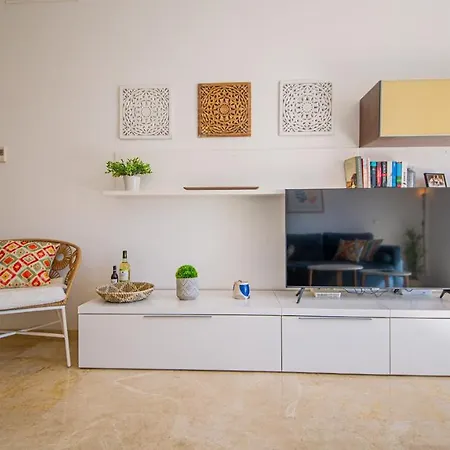 Rock Bay B38 Manilva