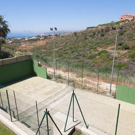 Rock Bay B38 Manilva